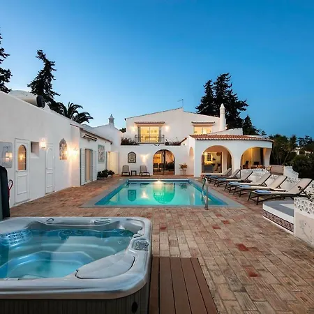 Casa Leao *